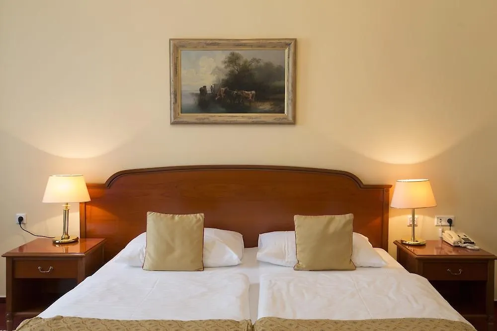 ***** Hotel Grandhotel Pupp Karlowe Wary Czechy